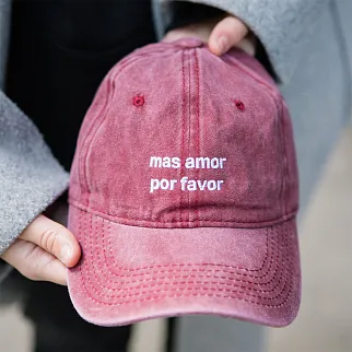 Бейсболка Faded с вышивкой mas amor