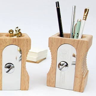 Подставка для карандашей точилка