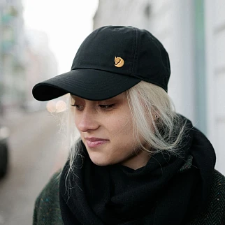 Кепка Fjallraven Bergtagen Cap Black (550)