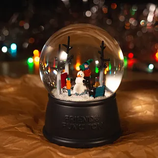 Снежный шар Friend Function Новогодний двор