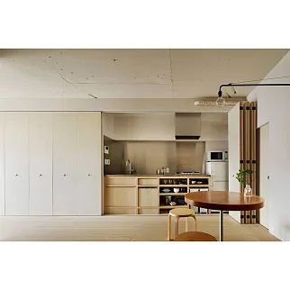 Книга Small Homes, Grand Living