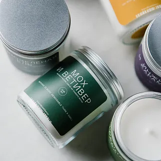 Свеча Friend Function Мох и ветивер 240 мл