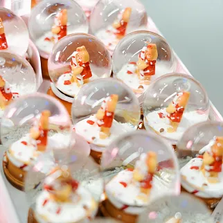 Снежный шар маленький Имбирный Пряник