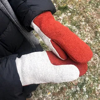 Варежки Friend Function Терракотовые