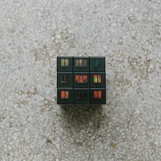 Кубик Рубика Панельки
