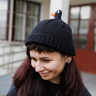 Шапка Friend Function Будь как голубь черный