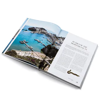 Книга Sailing the Seas