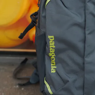 Рюкзак Patagonia Refugio Day Pack Forge Grey 26L