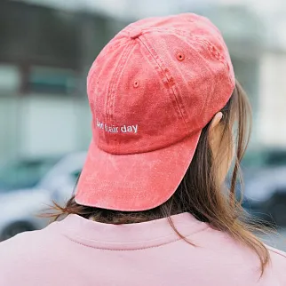 Кепка Friend Function bad hair day красная с серебряной нитью