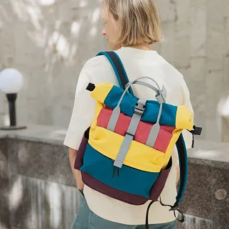Рюкзак-роллтоп Friend Function красный-желтый-синий канвас