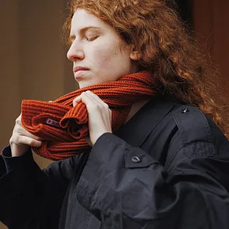 Шарф Kusto Kelp терракотовый