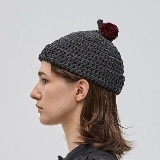 Шапка CHECK YA HEAD серая с помпоном 26222/10