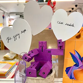 Валентинки фонда «Антон тут рядом»