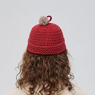 Шапка CHECK YA HEAD красная с помпоном 26222/33