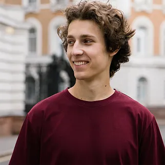 Футболка Friend Function базовая вишня