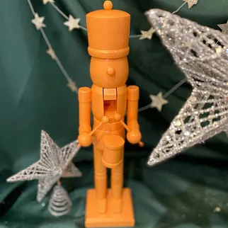 Фигурка Щелкунчик-барабанщик (38см)