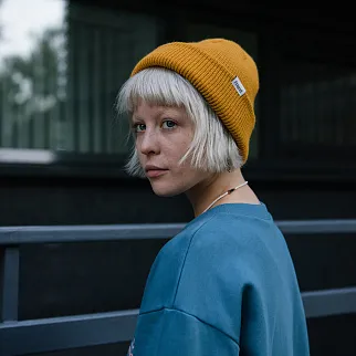 Шапка-бини Friend Function горчичная