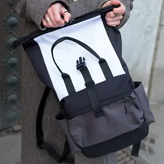 Рюкзак-роллтоп Friend Function черно-белый