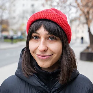 Шапка Меч Knit Short Beanie Red