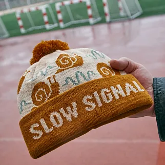 Шапка Barking Store SIGNAL