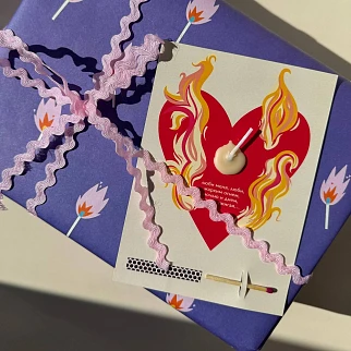 Открытка свечка Сердце в огне