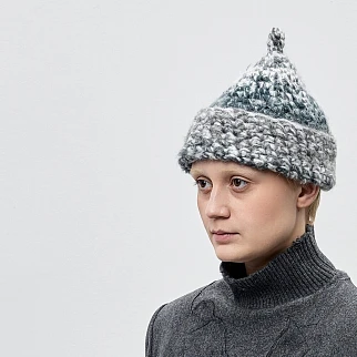 Шапка CHECK YA HEAD с хвостиком зеленая 2666/192