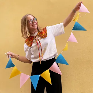 Флажки для вечеринки сине-розово-желтые