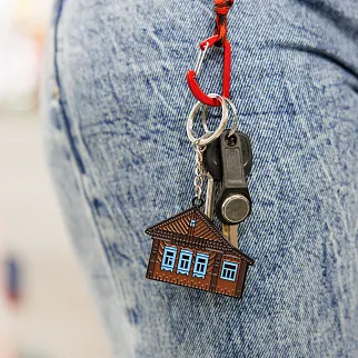 Брелок металлический FRIEND FUNCTION Изба