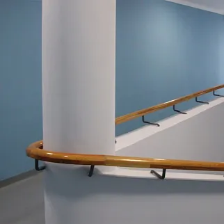 Экскурсия по дому-коммуне на улице Орджоникидзе, Москва 9 апреля