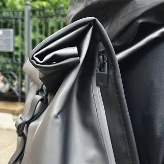 Рюкзак Rains Rolltop Metallic Grey