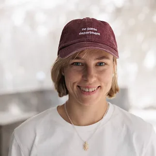 Кепка Friend Function no panic department вишневая