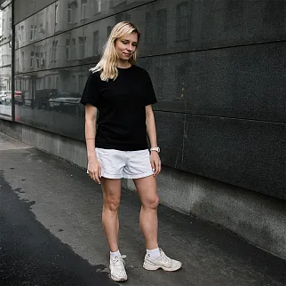 Футболка Friend Function базовая черная