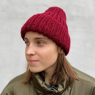 Вязаная шапка KUKA бордовая слива