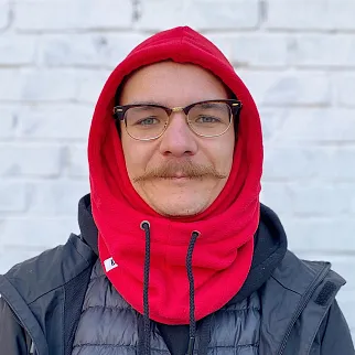 Капюшон Kusto Hood L красный