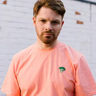 Футболка Friend Function коралловая с брокколи