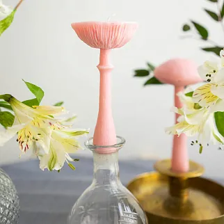 Ароматическая свеча Unification Love Гриб шляпкой вверх нежно-розовый