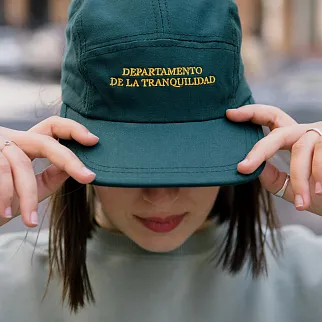 Кепка FRIEND FUNCTION Departamento de la tranquilidad