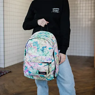 Рюкзак EASTPAK Out Of Office Garden Soft