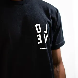 Футболка Akomplice The Wrong Amazon Black