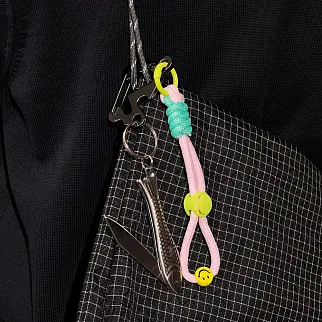 Брелок шнурковый Friend Function со смайликом (разные цвета)