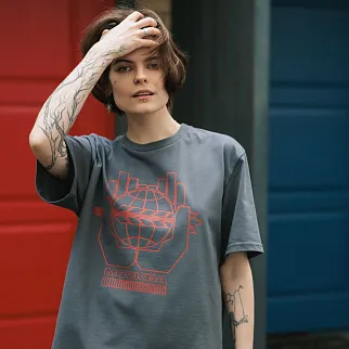 Футболка Allmodernism с барельефом «Мир» оверсайз