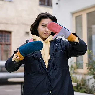 Варежки Friend Function Фантастические