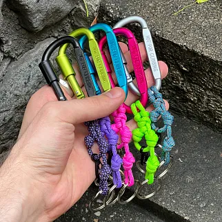 Большой цветной карабин ACK ITEMS (разные цвета)