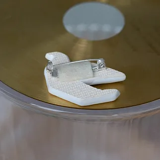 Брошь Partala Голубка