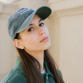 Бейсболка Faded с вышивкой circus is my life зеленая