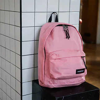 Рюкзак EASTPAK Out Of Office Summer Pink