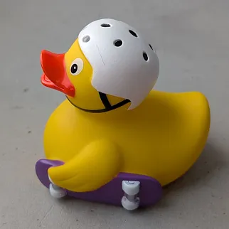 Утка Скейтбордист