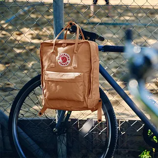 Рюкзак Fjallraven Kanken Peach Sand (241)
