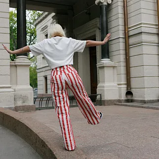 Брюки Thinking Mu Red Maxi Stripes Manolita