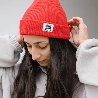 Шапка Kusto One красная